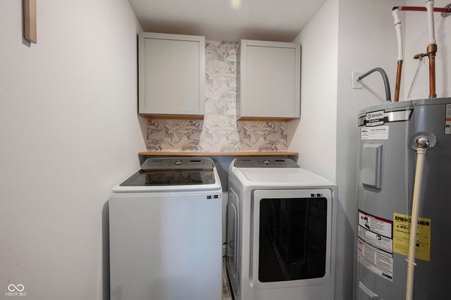240 Waterford Lane, Westfield, IN 46074
