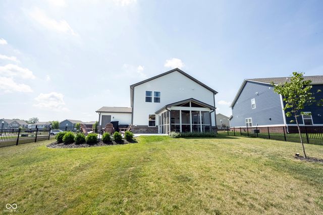 240 Waterford Lane, Westfield, IN 46074
