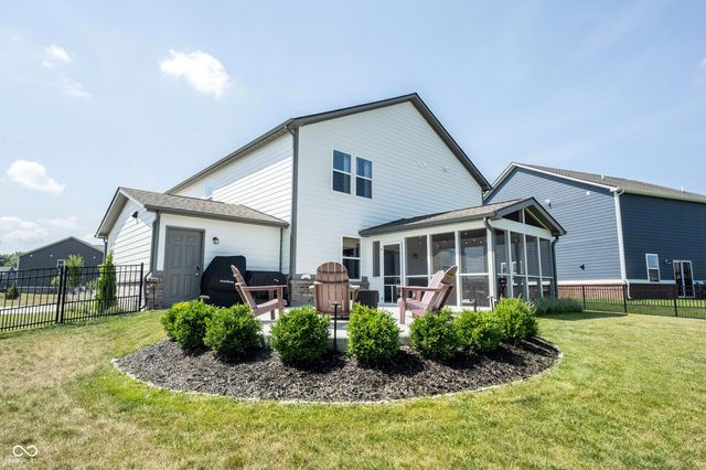 240 Waterford Lane, Westfield, IN 46074