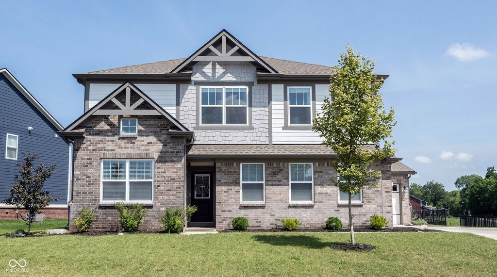 240 Waterford Lane, Westfield, IN 46074