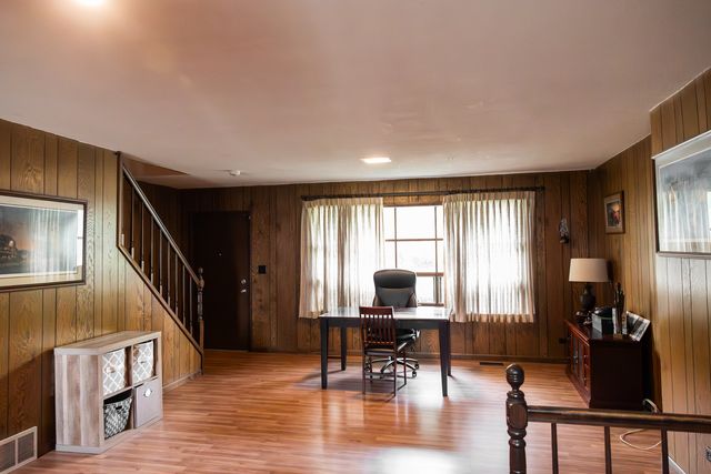 400 S Mount Prospect Road, Mount Prospect, IL 60056