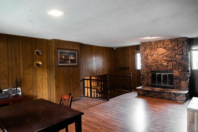 400 S Mount Prospect Road, Mount Prospect, IL 60056
