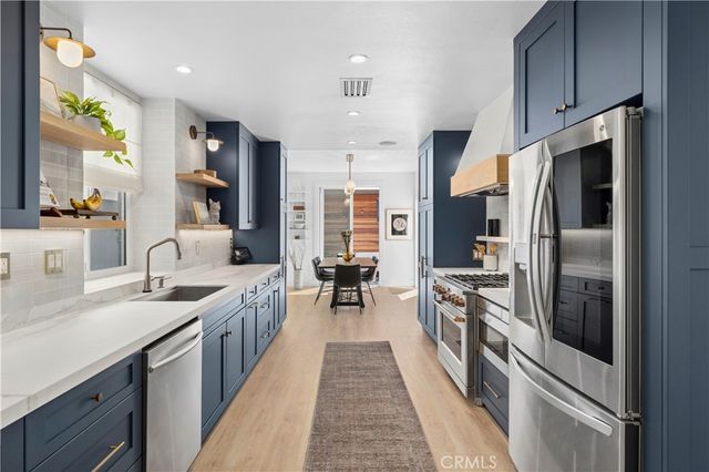 132 E 23rd Street, Costa Mesa, CA 92627