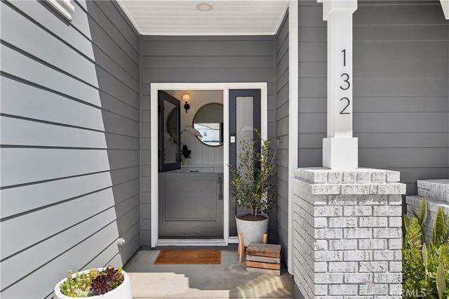 132 E 23rd Street, Costa Mesa, CA 92627