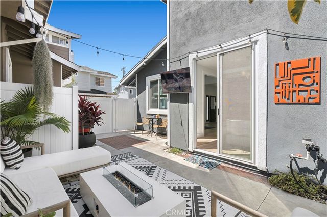 132 E 23rd Street, Costa Mesa, CA 92627
