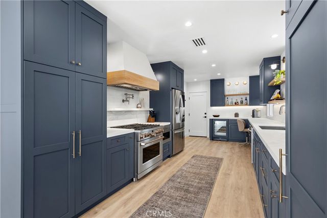 132 E 23rd Street, Costa Mesa, CA 92627