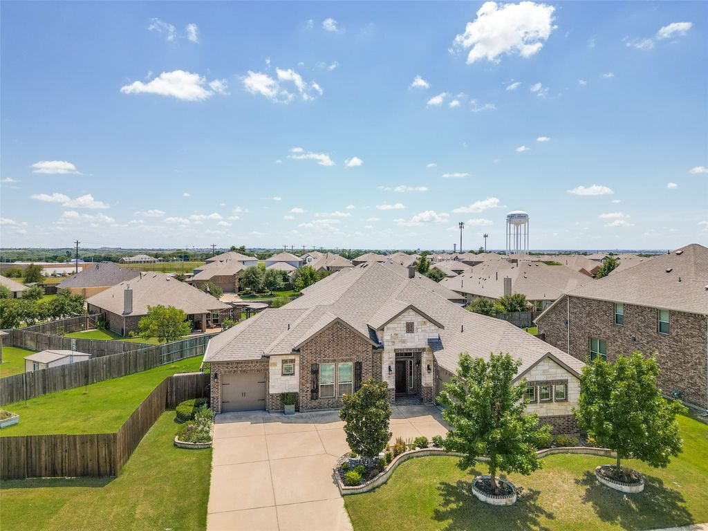 3003 Lily Lane, Heath, TX 75126