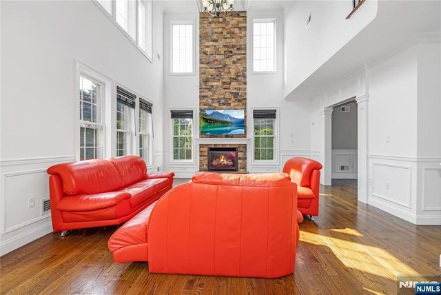 4 Holland Avenue, Demarest, NJ 07627