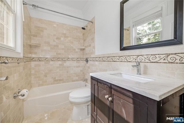 4 Holland Avenue, Demarest, NJ 07627