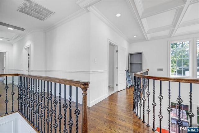 4 Holland Avenue, Demarest, NJ 07627