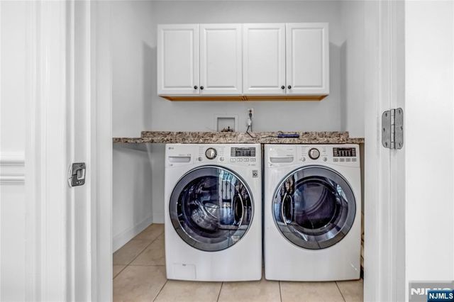 4 Holland Avenue, Demarest, NJ 07627