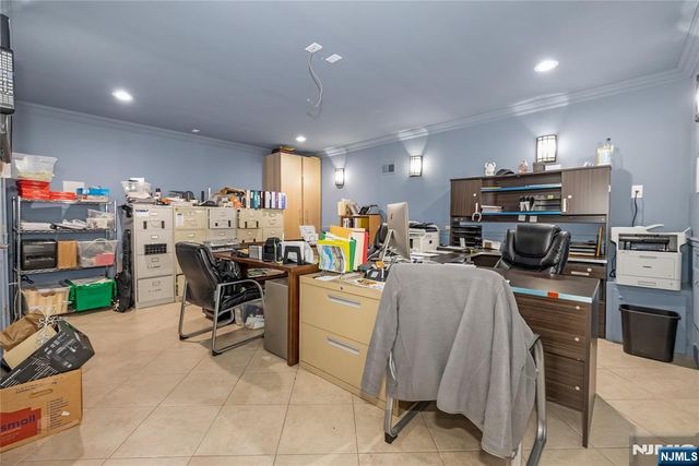 4 Holland Avenue, Demarest, NJ 07627