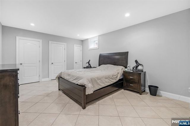 4 Holland Avenue, Demarest, NJ 07627