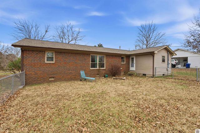 1318 Shelby McCallum Drive, Benton, KY 42025