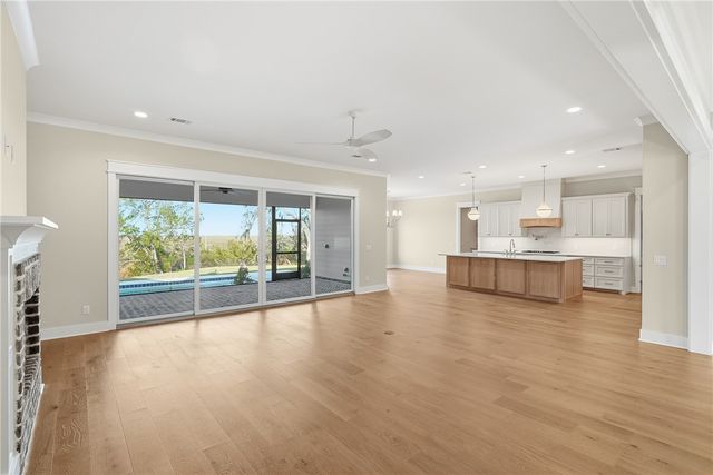 943 Champney Street, St Simons Island, GA 31522