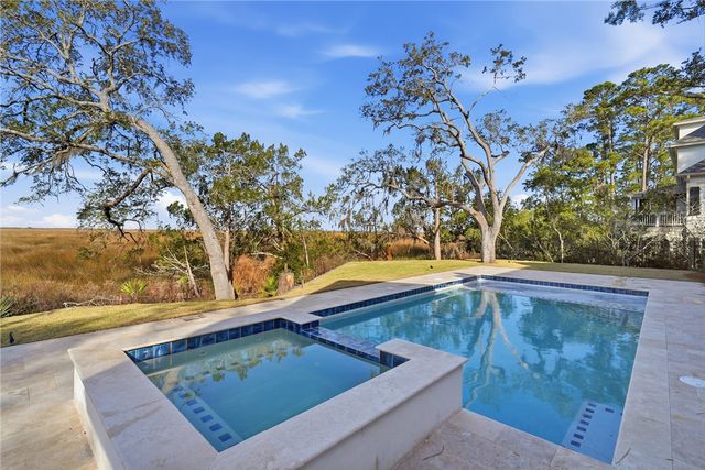 943 Champney Street, St Simons Island, GA 31522