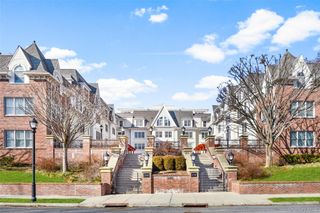 225 Stanley Avenue 203, Mamaroneck, NY 10543
