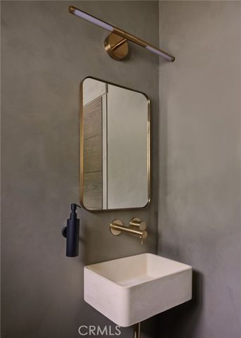 17856 Cathedral, Encino (los Angeles), CA 91316