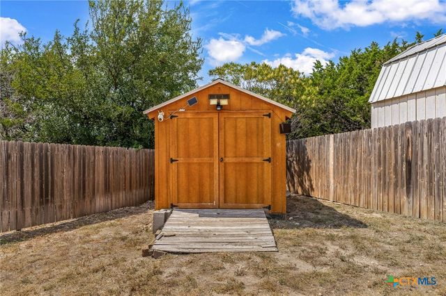 1225 Hogg Drive, Copperas Cove, TX 76522