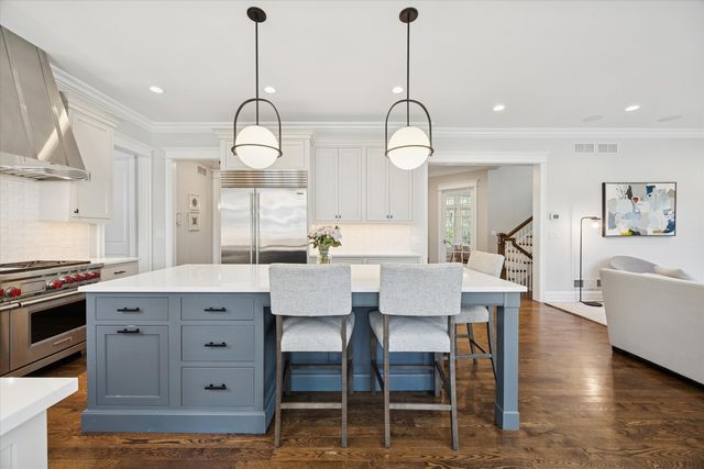 217 S Bodin Street, Hinsdale, IL 60521