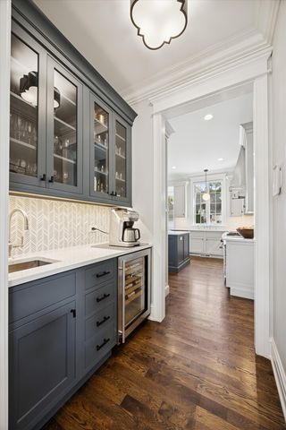 217 S Bodin Street, Hinsdale, IL 60521