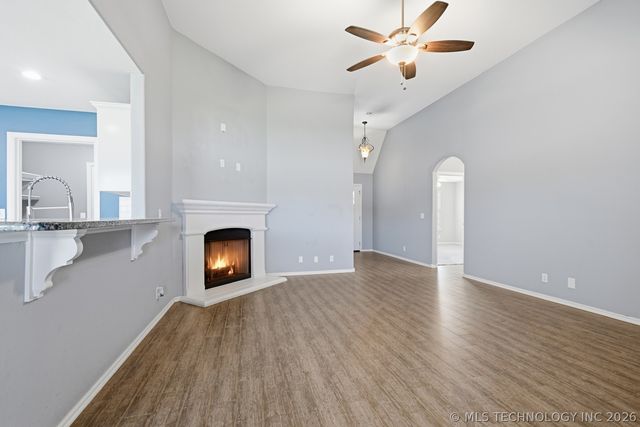 10302 N 98th East Avenue, Owasso, OK 74055
