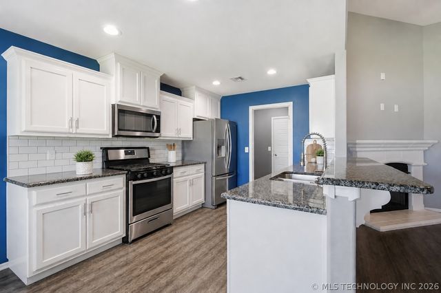 10302 N 98th East Avenue, Owasso, OK 74055