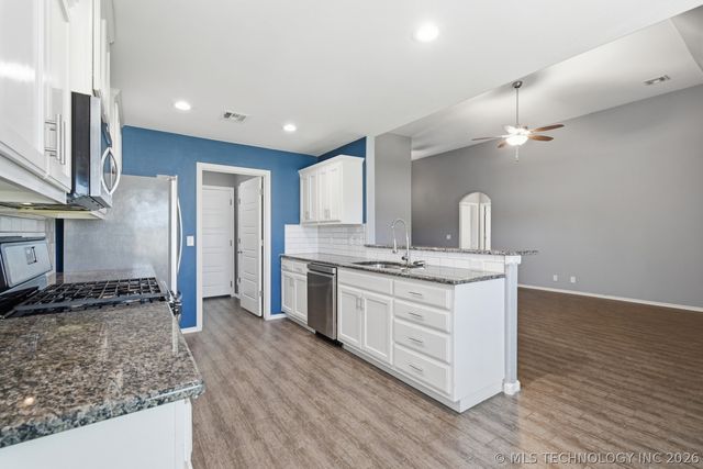 10302 N 98th East Avenue, Owasso, OK 74055