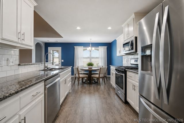 10302 N 98th East Avenue, Owasso, OK 74055