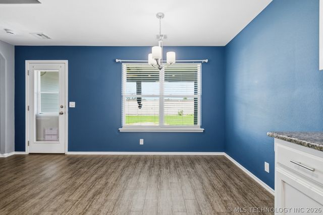 10302 N 98th East Avenue, Owasso, OK 74055