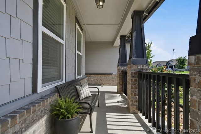 10302 N 98th East Avenue, Owasso, OK 74055