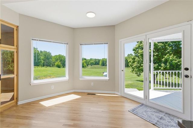 11310 S Hunt Road, Lone Jack, MO 64070
