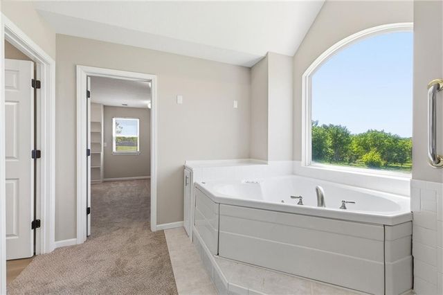 11310 S Hunt Road, Lone Jack, MO 64070