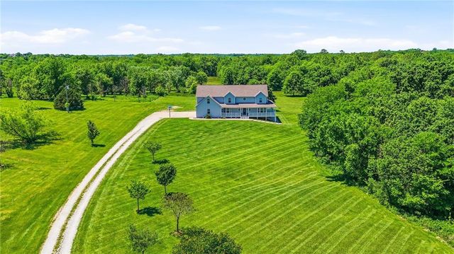 11310 S Hunt Road, Lone Jack, MO 64070