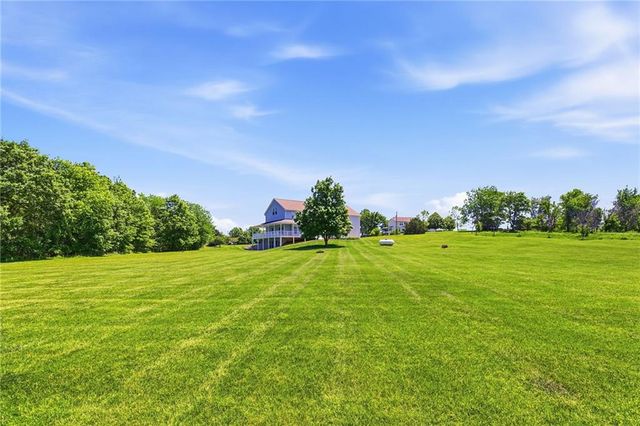 11310 S Hunt Road, Lone Jack, MO 64070