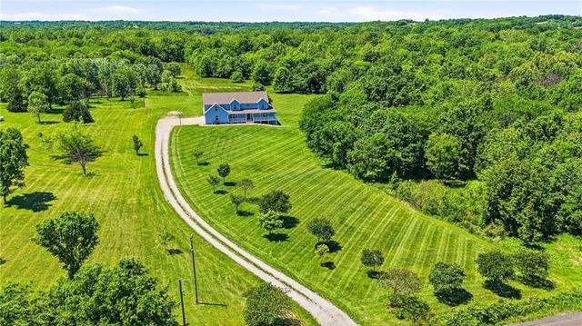 11310 S Hunt Road, Lone Jack, MO 64070