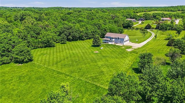 11310 S Hunt Road, Lone Jack, MO 64070