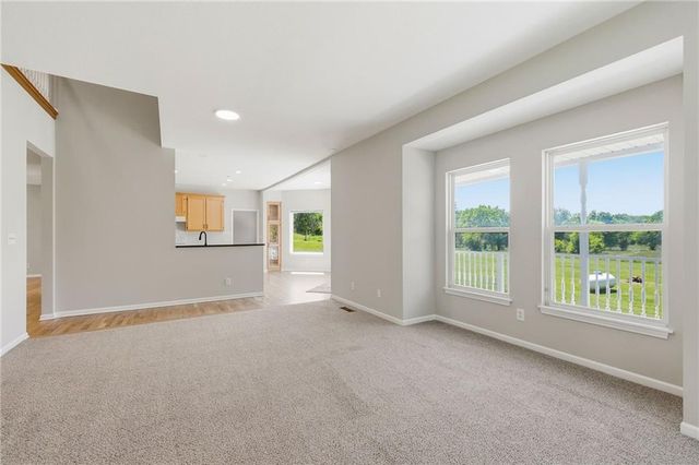 11310 S Hunt Road, Lone Jack, MO 64070