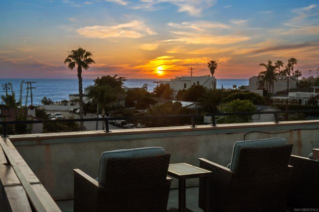 4980-82 Crystal Dr, San Diego, CA 92109