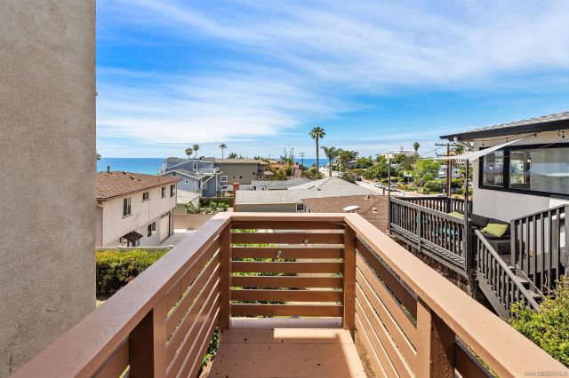 4980-82 Crystal Dr, San Diego, CA 92109
