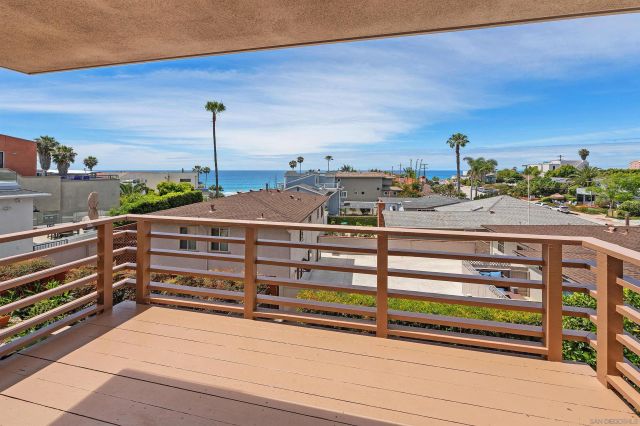 4980-82 Crystal Dr, San Diego, CA 92109