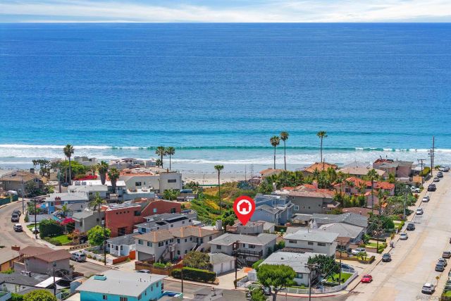 4980-82 Crystal Dr, San Diego, CA 92109