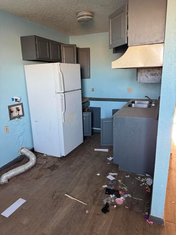 105 Pecos Place, Plainview, TX 79072