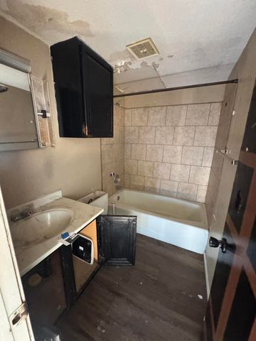 105 Pecos Place, Plainview, TX 79072