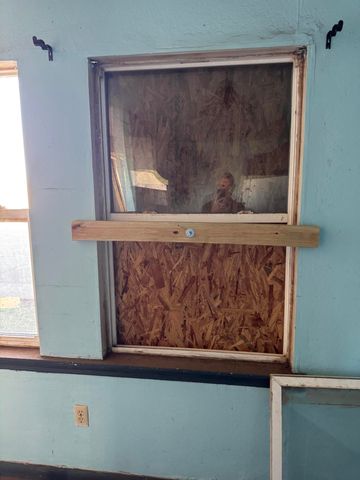 105 Pecos Place, Plainview, TX 79072