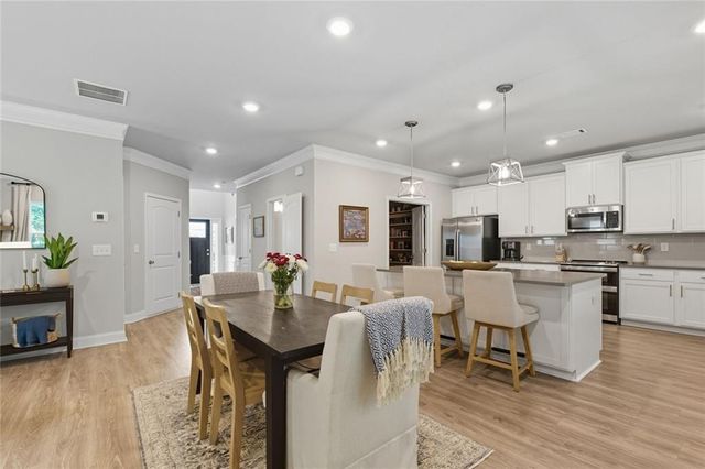 522 Eagles Nest Circle, Auburn, GA 30011