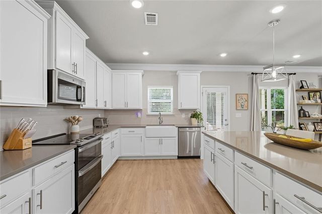 522 Eagles Nest Circle, Auburn, GA 30011