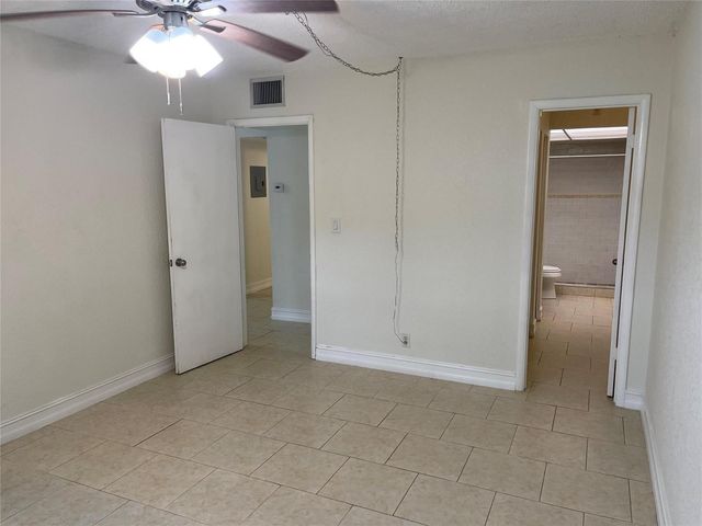 770 SE 2ND Avenue E106, Deerfield Beach, FL 33441