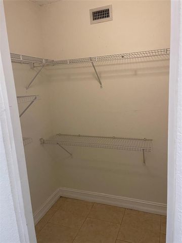 770 SE 2ND Avenue E106, Deerfield Beach, FL 33441