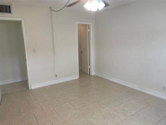 770 SE 2ND Avenue E106, Deerfield Beach, FL 33441